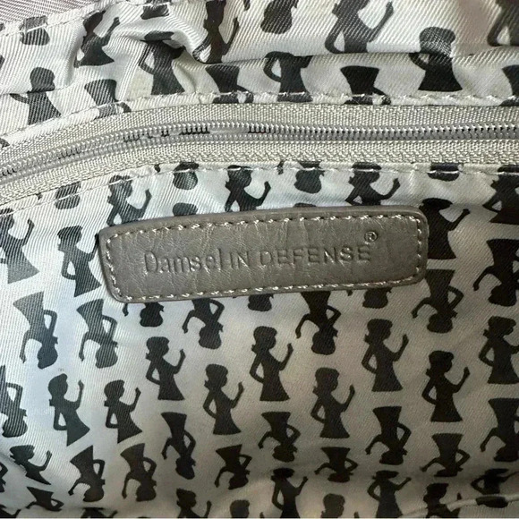 Quilted Gray Shoulder Bag - Picture 8 of 11